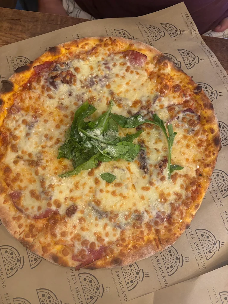 Americano imza pizza